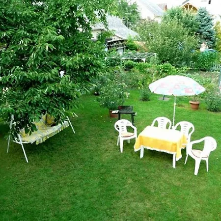 بيت للعطل Margo Fonyód